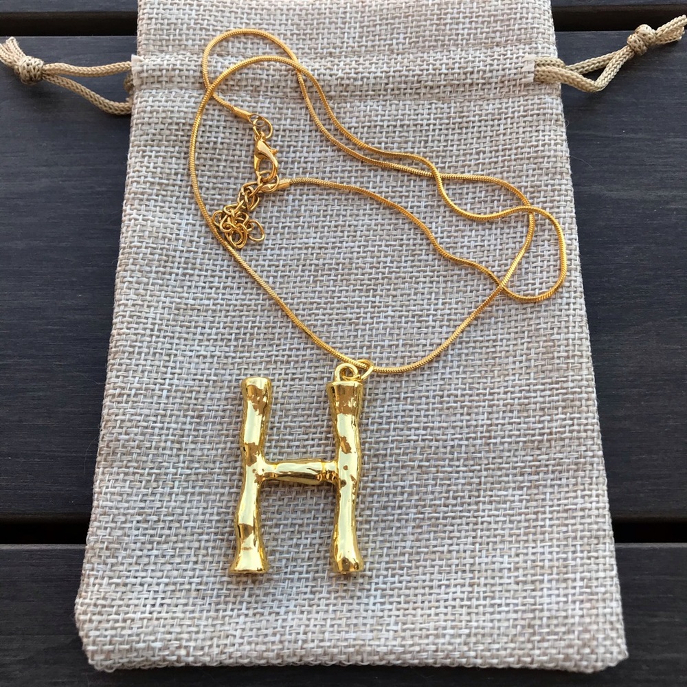 BRAND NEW‼️ H Initial Gold Necklace
